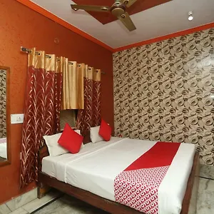 *** Hotell Oyo 18641 Rashmi Indien